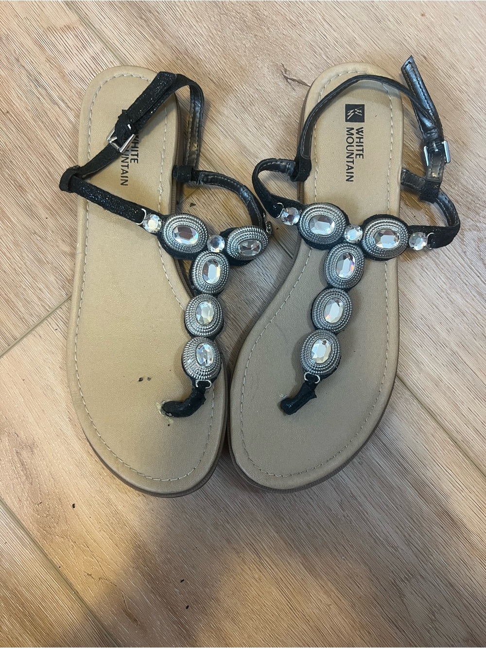 White Mountain Black Jeweled T-Strap Sandals with Metallic Accents